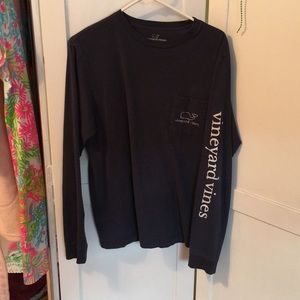 blue vineyard vines shirt